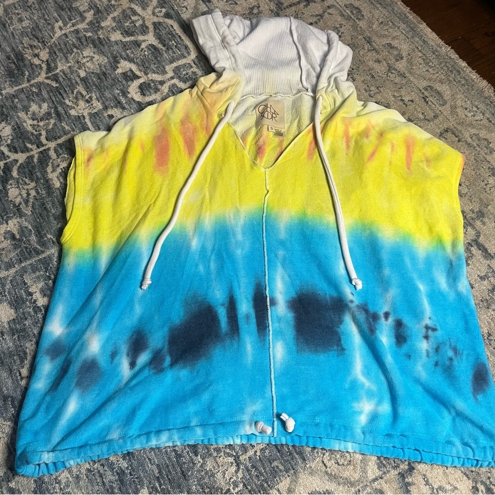 Chaser Tie-Dye Sleeveless Hoodie Top NWT Size Small